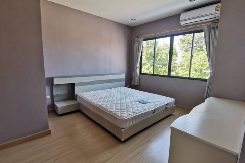 Townhouse in Pattaya, Thailand 3 bedrooms № 171912 - photo 6