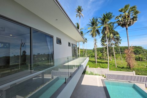 Casa de 4 dormitorios en Ko Samui, Tailandia № 155401 - foto 2