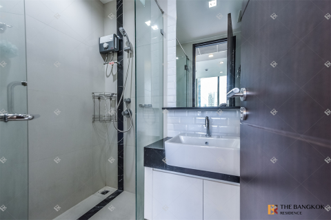 Condominio de 1 dormitorio en Bangkok, Tailandia № 194567 - foto 4