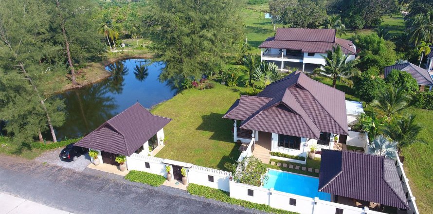 Casa de 3 dormitorios en Phang Nga, Tailandia № 138343