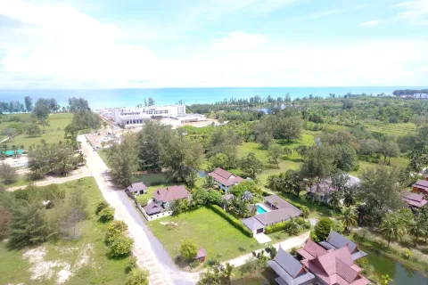 Casa de 3 dormitorios en Phang Nga, Tailandia № 138343 - foto 19