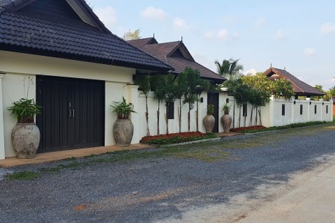Casa de 3 dormitorios en Phang Nga, Tailandia № 138343 - foto 13