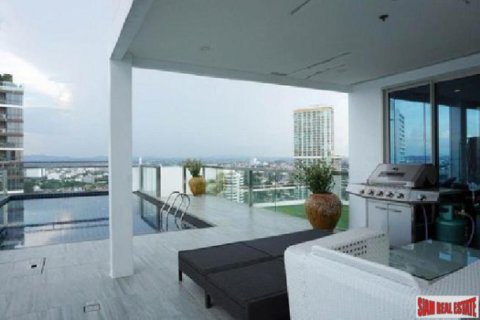 Penthouse in Pattaya, Thailand 2 bedrooms № 202950