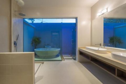 Chalet de 3 dormitorios en Ko Samui, Tailandia № 202951 - foto 4