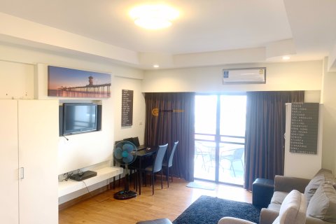 Condominio de 1 dormitorio en Pattaya, Tailandia № 204931 - foto 3