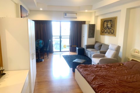 Condominio de 1 dormitorio en Pattaya, Tailandia № 204931 - foto 2