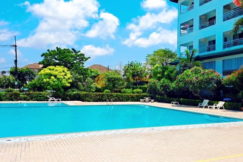 Estudio en el condominio en Jomtien Beach, Pattaya, Tailandia № 204936 - foto 3