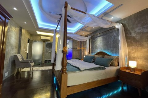 Estudio en el condominio en Jomtien Beach, Pattaya, Tailandia № 204936 - foto 13