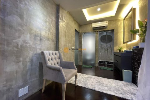 Estudio en el condominio en Jomtien Beach, Pattaya, Tailandia № 204936 - foto 15