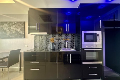 Condominio de 1 dormitorio en Jomtien Beach, Pattaya, Tailandia № 204937 - foto 5