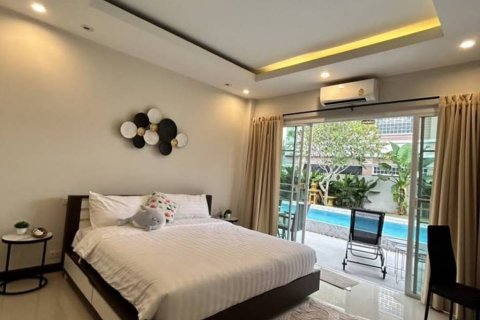 Chalet de 3 dormitorios en Phuket, Tailandia № 146766 - foto 8