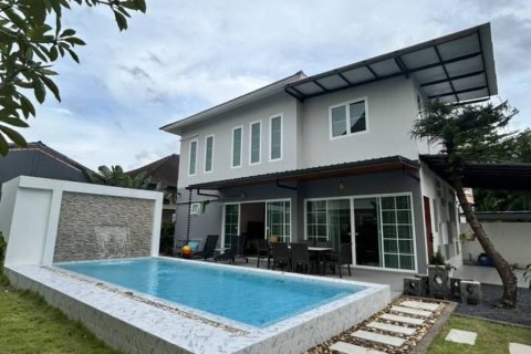Chalet de 3 dormitorios en Phuket, Tailandia № 146766