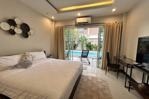 Chalet de 3 dormitorios en Phuket, Tailandia № 146766 - foto 9