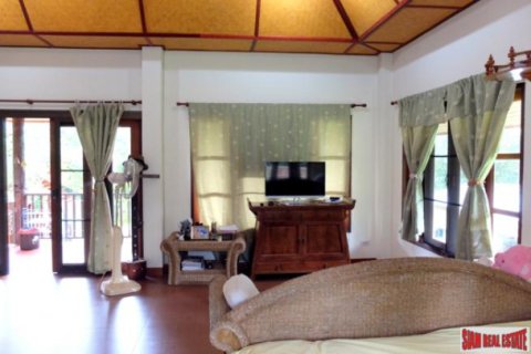 บ้านในเชียงใหม่, ประเทศไทย 5 ห้องนอน № 194005