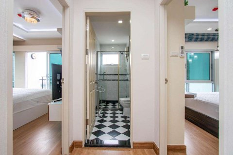 Condo à Chiang Mai, Thaïlande, 2 chambres  № 220480 - photo 5