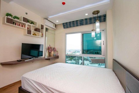 Condo à Chiang Mai, Thaïlande, 2 chambres  № 220480 - photo 13