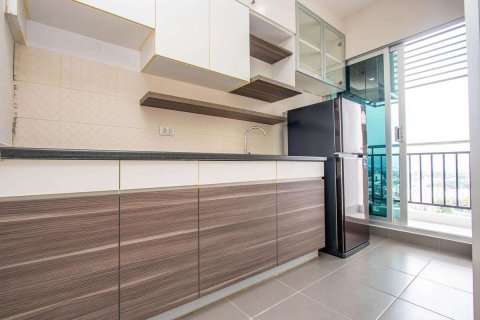 Condo à Chiang Mai, Thaïlande, 2 chambres  № 220480 - photo 14
