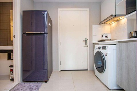 Condo à Chiang Mai, Thaïlande, 1 chambre  № 220481 - photo 5