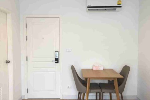 Condominio de 1 dormitorio en Bangkok, Tailandia № 183371 - foto 4