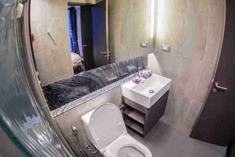 Condominio de 1 dormitorio en Bangkok, Tailandia № 183372 - foto 4