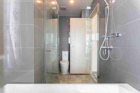 Condominio de 2 dormitorios en Bangkok, Tailandia № 183374 - foto 7