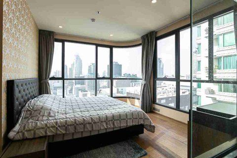 Condo in Bangkok, Thailand, 2 bedrooms № 183374