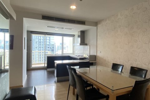 Eigentumswohnung in Watthana, Bangkok, Thailand, 2 Schlafzimmer  № 200978 - Foto 12