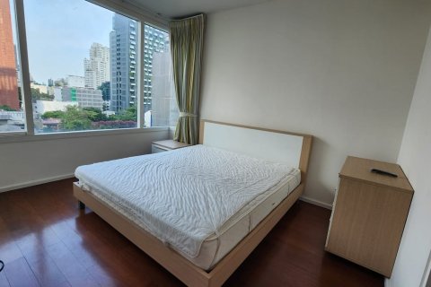 Condo in Watthana, Bangkok, Thailand, 2 bedrooms № 200980 - photo 5