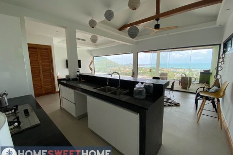 Chalet de 5 dormitorios en Ko Samui, Tailandia № 180268 - foto 13