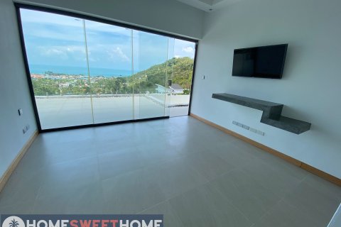 Chalet de 5 dormitorios en Ko Samui, Tailandia № 180268 - foto 24