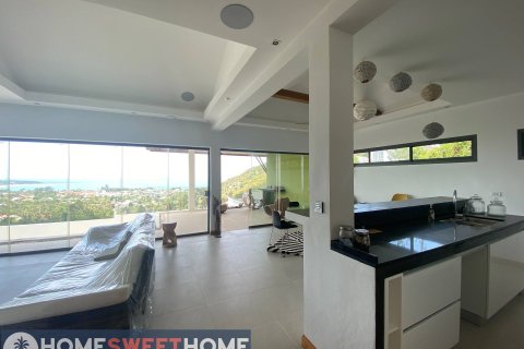 Chalet de 5 dormitorios en Ko Samui, Tailandia № 180268 - foto 11