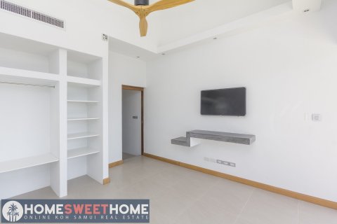 Chalet de 5 dormitorios en Ko Samui, Tailandia № 180268 - foto 8