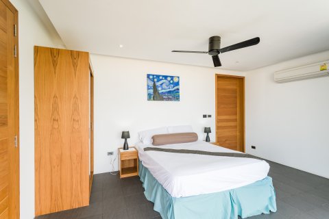 Chalet de 7 dormitorios en Ko Samui, Tailandia № 180274 - foto 23