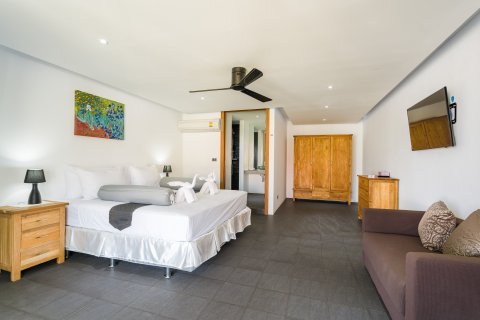 Chalet de 7 dormitorios en Ko Samui, Tailandia № 180274 - foto 20