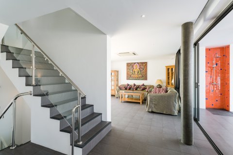 Chalet de 7 dormitorios en Ko Samui, Tailandia № 180274 - foto 18