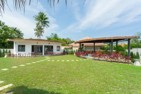 Chalet de 7 dormitorios en Ko Samui, Tailandia № 180274 - foto 4