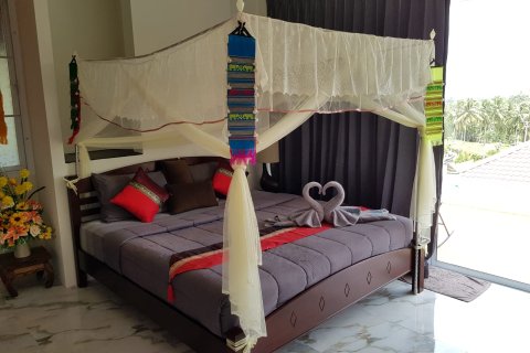 Chalet de 5 dormitorios en Ko Samui, Tailandia № 180275 - foto 13