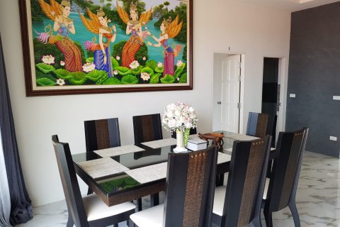Chalet de 5 dormitorios en Ko Samui, Tailandia № 180275 - foto 11