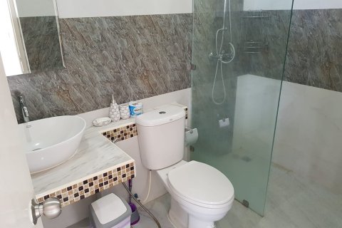Chalet de 5 dormitorios en Ko Samui, Tailandia № 180275 - foto 15