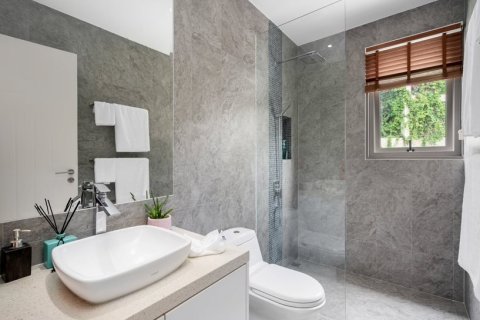 Chalet de 5 dormitorios en Ko Samui, Tailandia № 180271 - foto 9