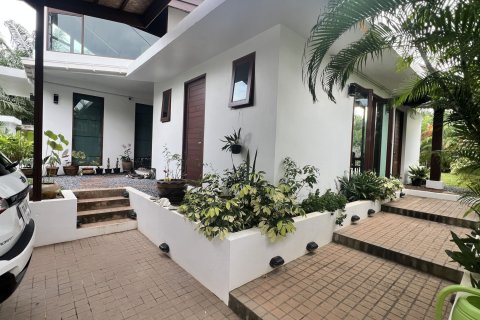 Casa de 2 dormitorios en Krabi, Tailandia № 167162 - foto 2