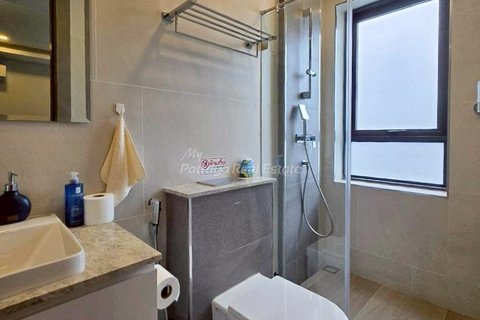 Casa de 4 dormitorios en Pattaya, Tailandia № 152537 - foto 14