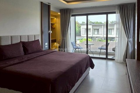 Casa de 4 dormitorios en Pattaya, Tailandia № 152537 - foto 11