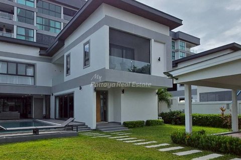 Maison à Pattaya, Thaïlande 4 chambres № 152537