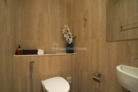 Condominio de 2 dormitorios en Pattaya, Tailandia № 152531 - foto 2