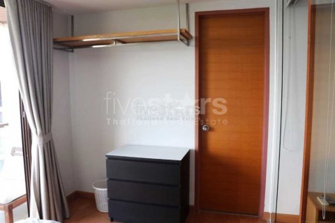 Condo in Bangkok, Thailand, 1 bedroom  № 66963 - photo 4