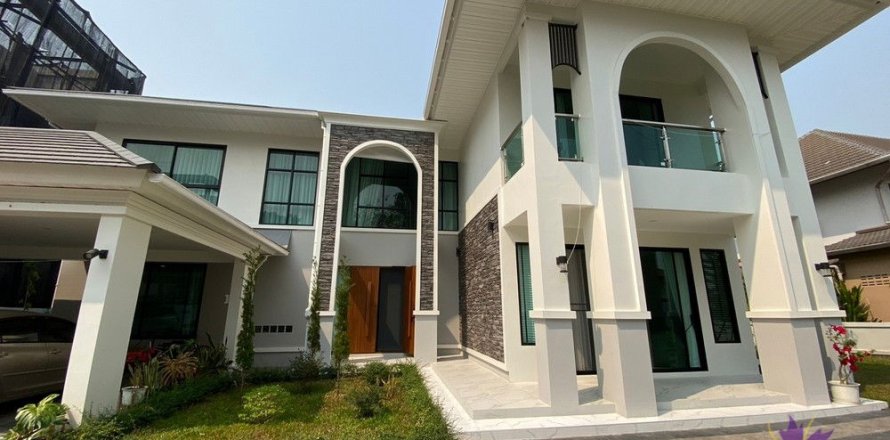 Haus in Chiang Mai, Thailand 4 Schlafzimmer № 162577