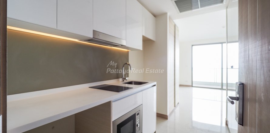 Studio in the Condo in Pattaya, Thailand  № 134803
