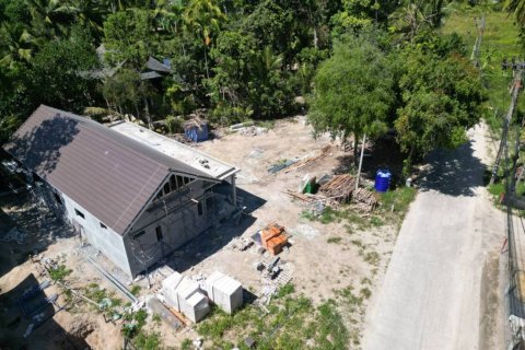 Chalet de 3 dormitorios en Surat Thani, Tailandia № 172881 - foto 4