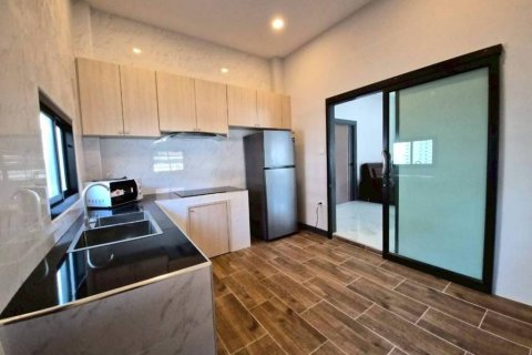 Casa de 3 dormitorios en Pattaya, Tailandia № 172884 - foto 7